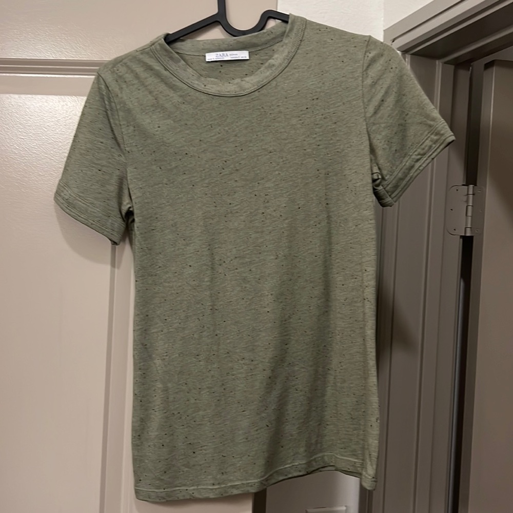 Zara mint t-shirt